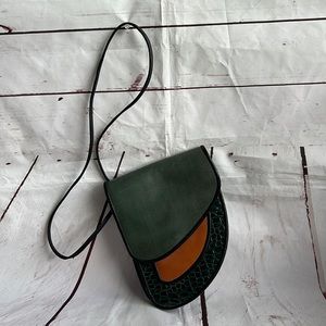 Leather women’s green and beige bag